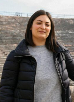 Carla Urrutia - Compradora de Facebook