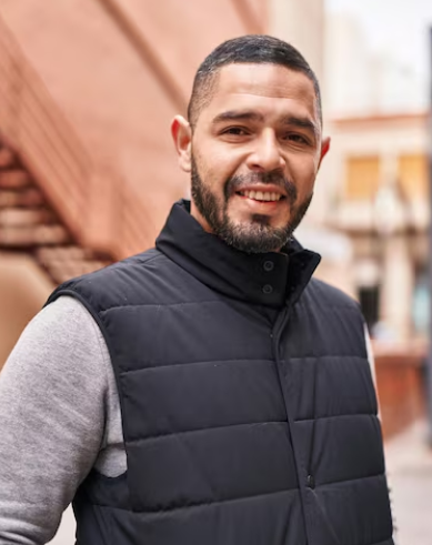 <em>Andrés </em>Gutiérrez<em> - Comprador de Facebook</em>