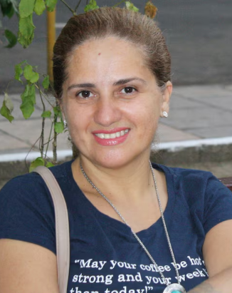 <em>Constanza Reyes - Compradora de Instagram</em>